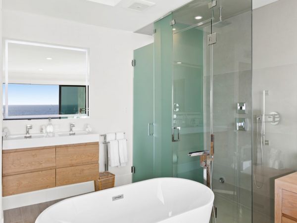 Ocean Views Malibu Vacation Home Three Bedroom