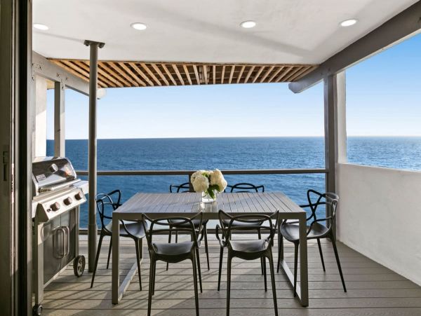 Ocean Views Malibu Vacation Home Three Bedroom