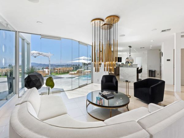 Beverly Hills Vacation Pool Home Five Bedroom