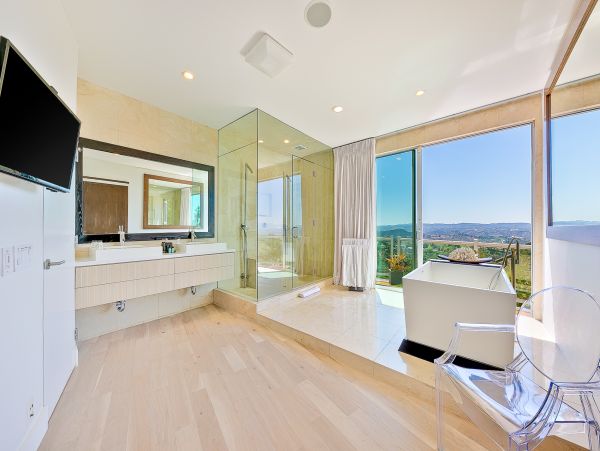Beverly Hills Vacation Pool Home Five Bedroom