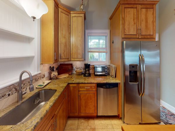 Luxury Vacation Home and Pool Cabana in Key West