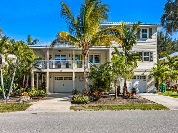 Absolutely Stunning  North End of Anna Maria