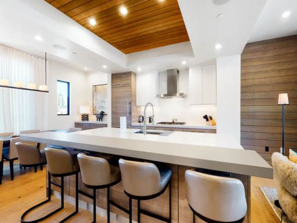 3 Bedroom Stunning Vacation Townhome in Avon