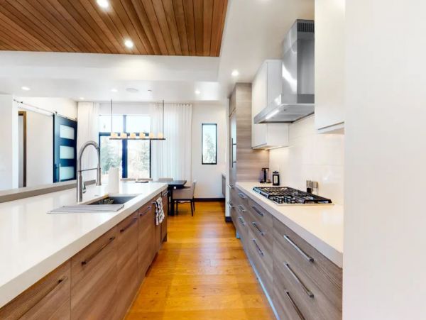 3 Bedroom Stunning Vacation Townhome in Avon
