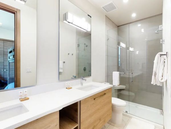 3 Bedroom Stunning Vacation Townhome in Avon
