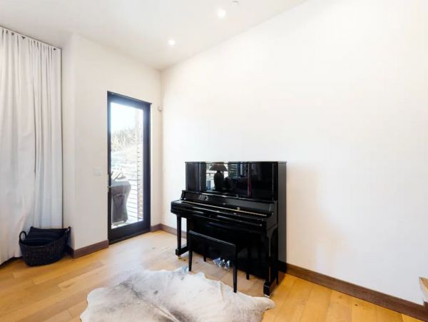 3 Bedroom Stunning Vacation Townhome in Avon
