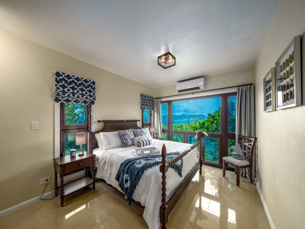 Luxury St.Thomas Vacation Home with Private Pool & Views