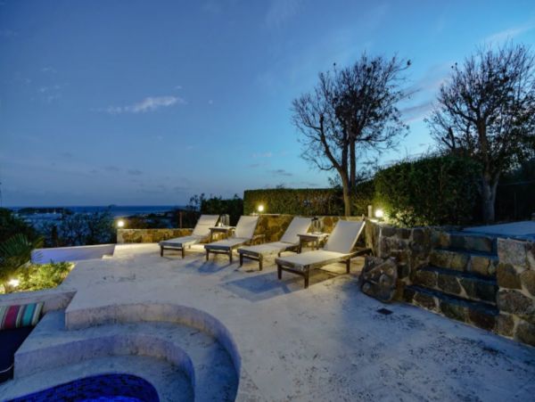 Luxury St.Thomas Vacation Home with Private Pool & Views