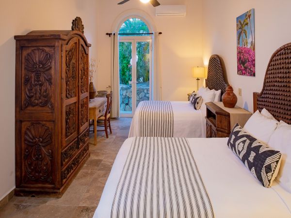 Luxury Vacation Villa in Cabo San Lucas 14 Guests