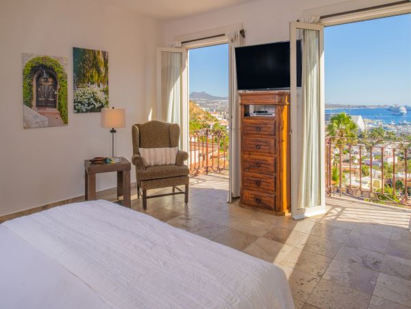 Luxury Vacation Villa in Cabo San Lucas 14 Guests