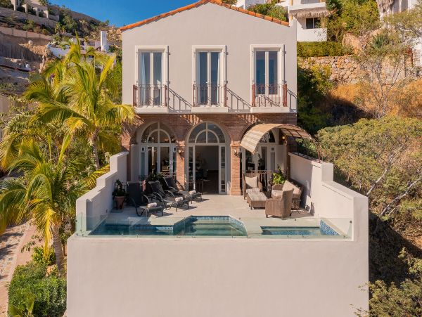 Luxury Vacation Villa in Cabo San Lucas 14 Guests