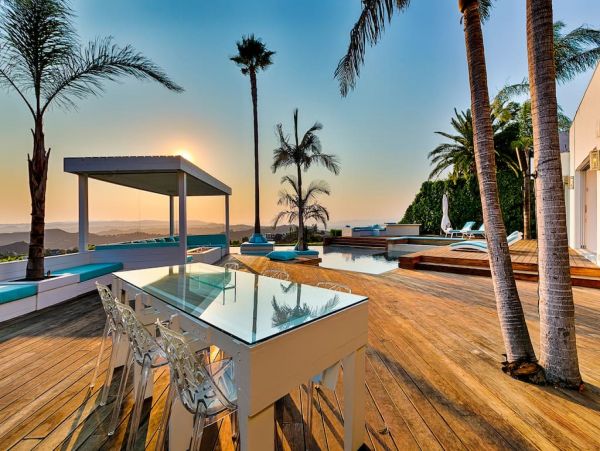 Beverly Hills Vacation Estate Four Bedroom