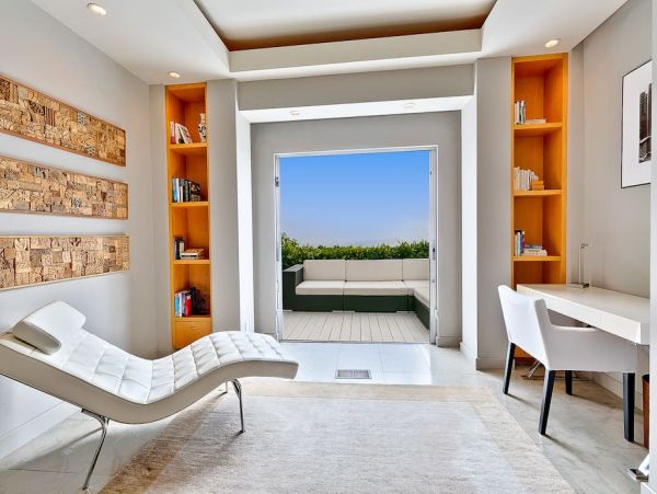 Beverly Hills Vacation Estate Four Bedroom