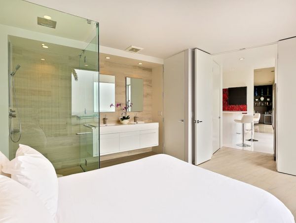 Beverly Hills Vacation Estate Four Bedroom