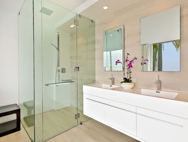 Beverly Hills Vacation Estate Four Bedroom