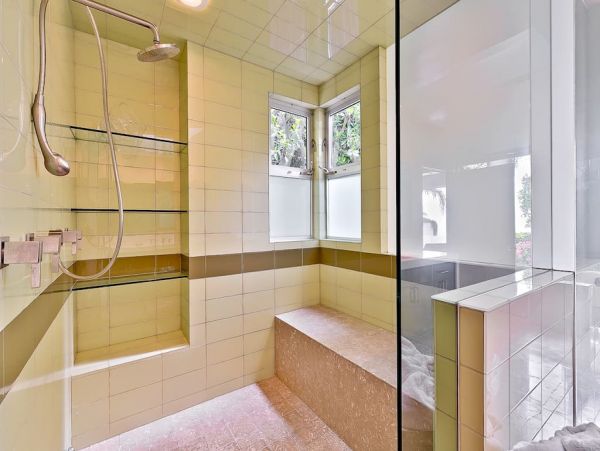 Beverly Hills Vacation Estate Four Bedroom