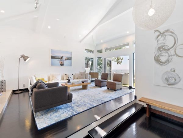 Luxury Beverly Hills Vacation Home Four Bedroom