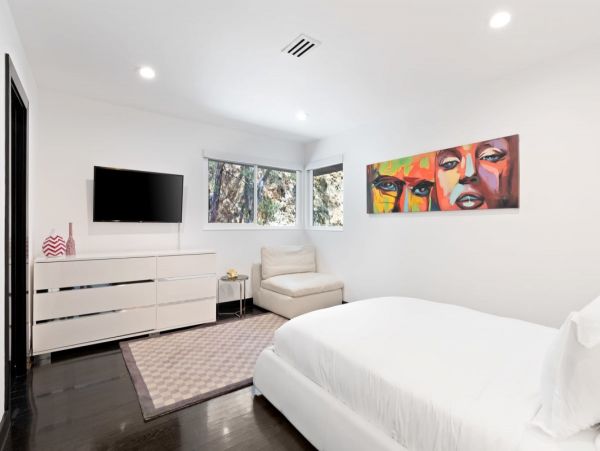 Luxury Beverly Hills Vacation Home Four Bedroom