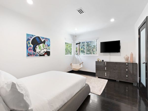 Luxury Beverly Hills Vacation Home Four Bedroom