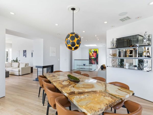 Los Angeles Vacation Pool Home Four Bedroom