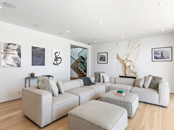 Los Angeles Vacation Pool Home Four Bedroom