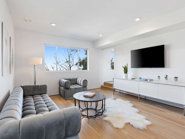 Los Angeles Vacation Pool Home Four Bedroom