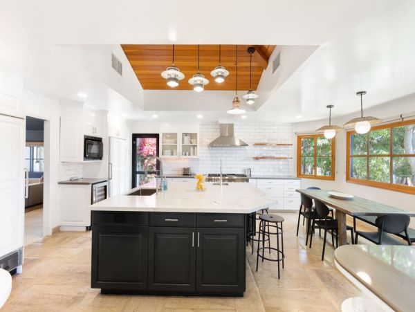 Malibu Luxury Home Away From Home