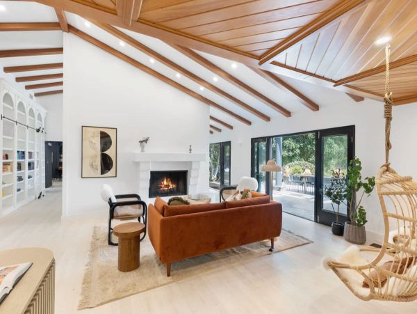 Malibu Luxury Home Away From Home