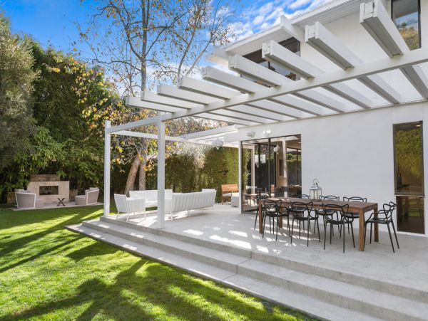 Malibu Vacation Pool Home Four Bedroom