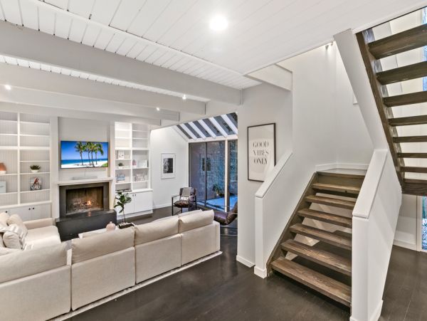 Malibu Vacation Pool Home Four Bedroom