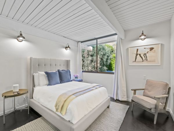 Malibu Vacation Pool Home Four Bedroom