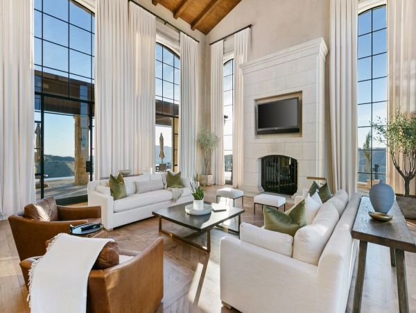 Luxury Malibu Private Vineyard 5 Bedrooms, Pool & Spa