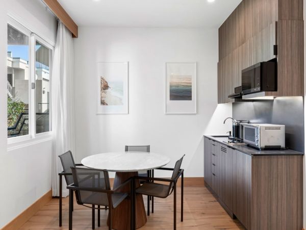 On Beach Malibu Vacation Condo One Bedroom