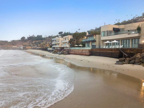 On Beach Malibu Vacation Studio
