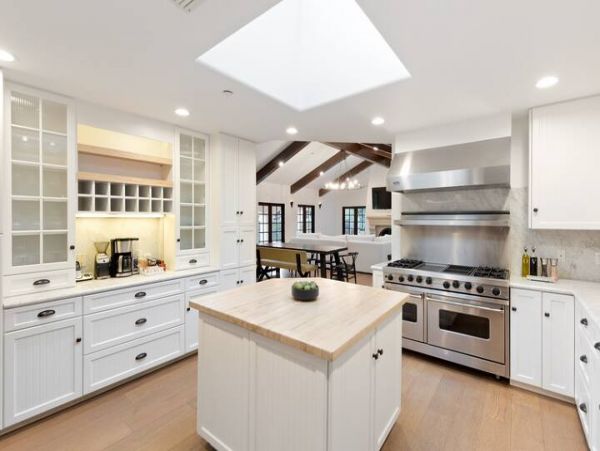 Los Angeles Vacation Pool Home Four Bedroom