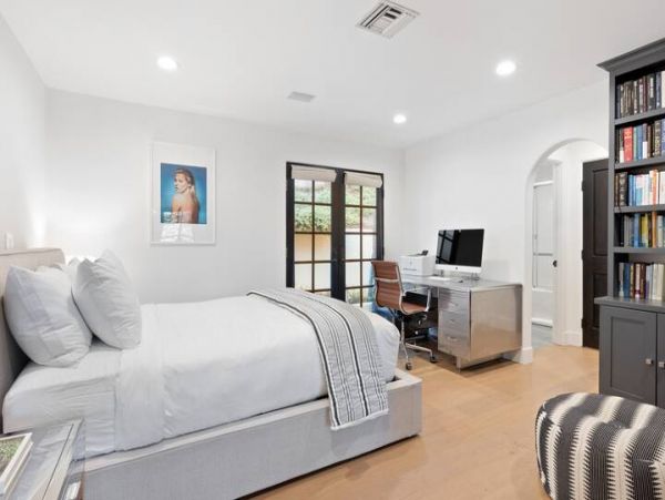 Los Angeles Vacation Pool Home Four Bedroom