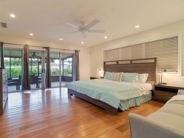 West Palm Beach Three Bedroom Vacation Home Sleeps 6 Guests