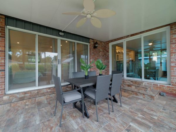 West Palm Beach Three Bedroom Vacation Home Sleeps 6 Guests