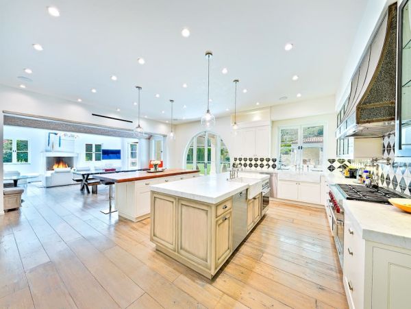 Malibu Vacation Pool Estate Eight Bedroom