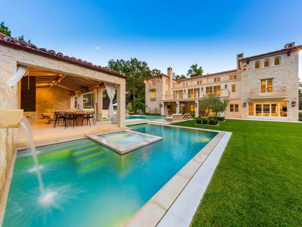 Malibu Vacation Pool Estate Eight Bedroom