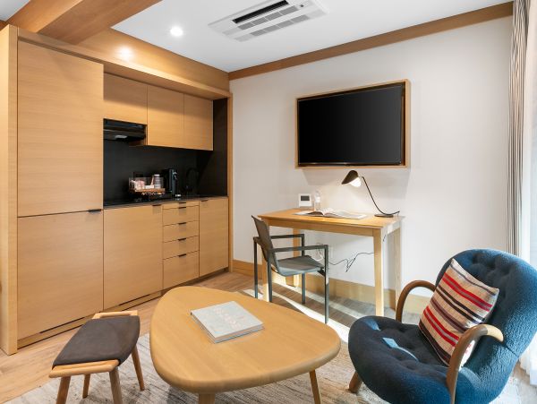 On Beach Malibu Vacation Condo One Bedroom