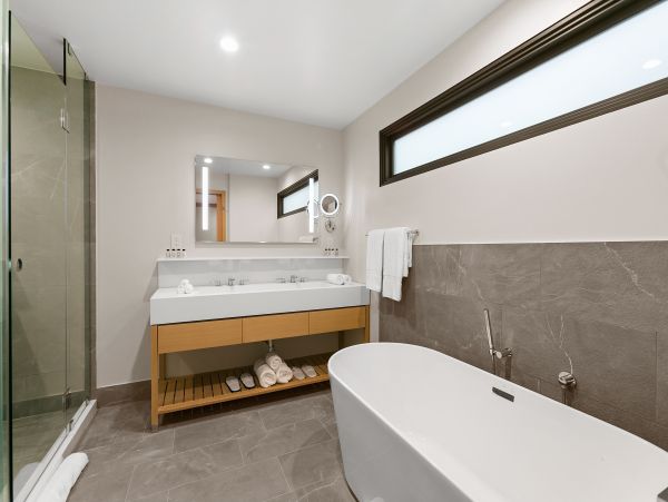 Malibu Condo 998542