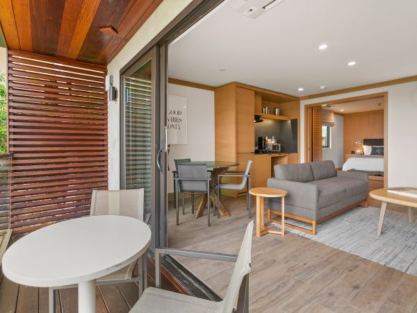 Ocean Views Malibu Vacation Condo One Bedroom
