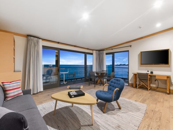 Spectacular Malibu Oceanfront Apartment Sleeps 4