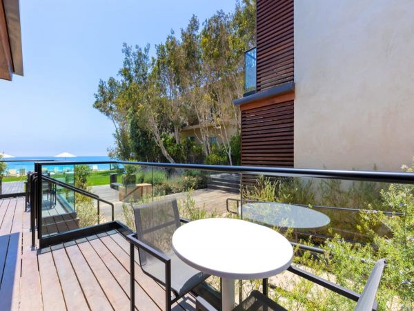 On Beach Malibu Vacation Studio Ocean Views
