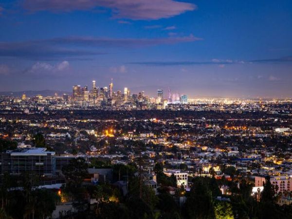 Los Angeles Vacation Home Three Bedroom