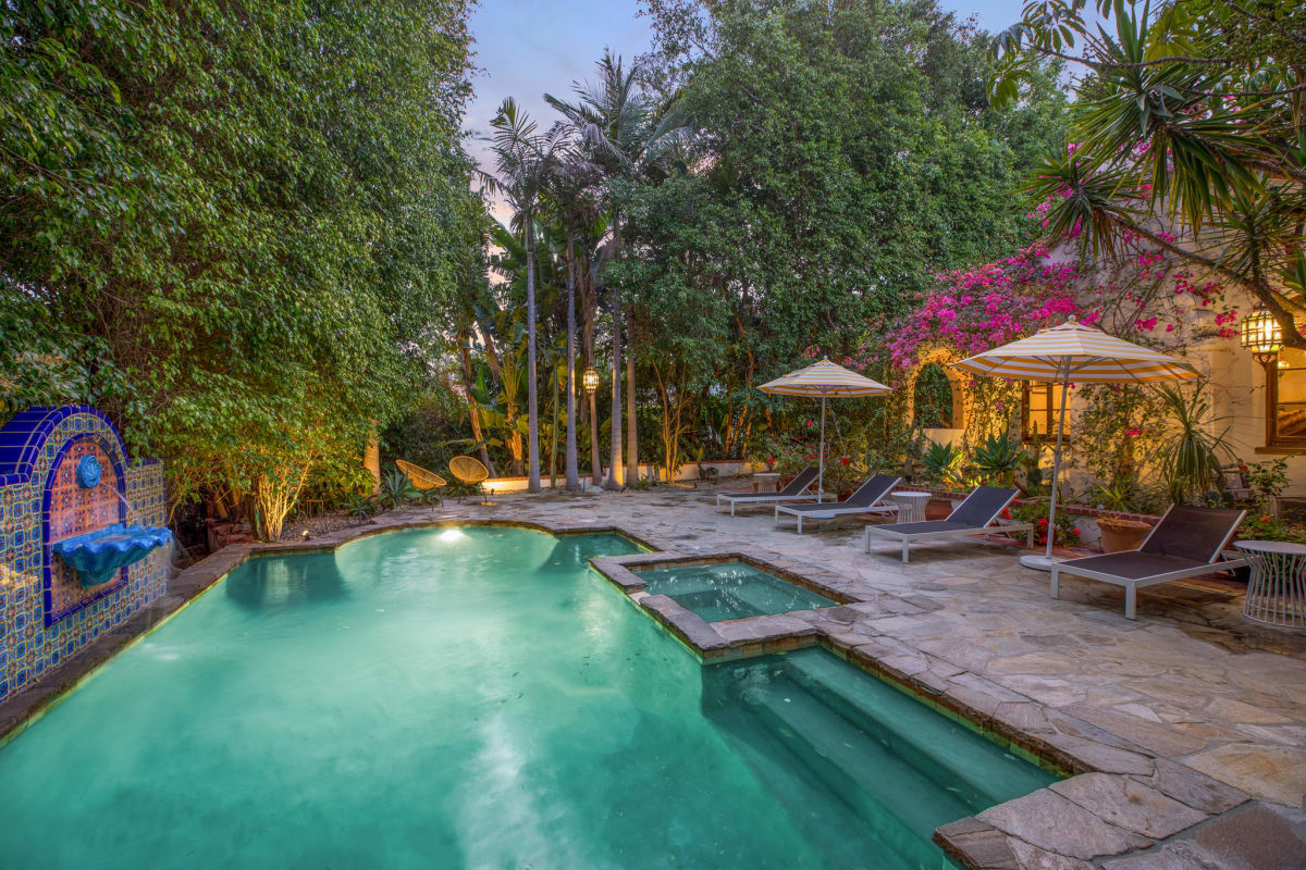 Los Angeles Vacation Pool Home Four bedroom