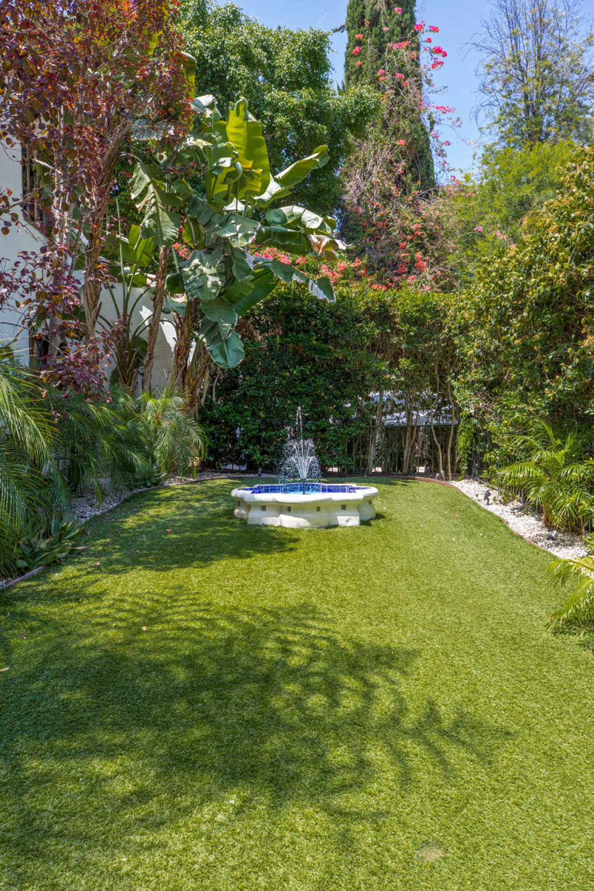 Los Angeles Vacation Pool Home Four bedroom