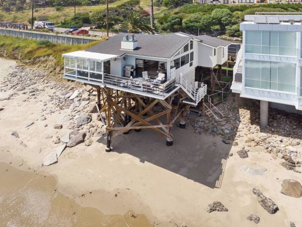 Malibu Vacation Home Three Bedroom