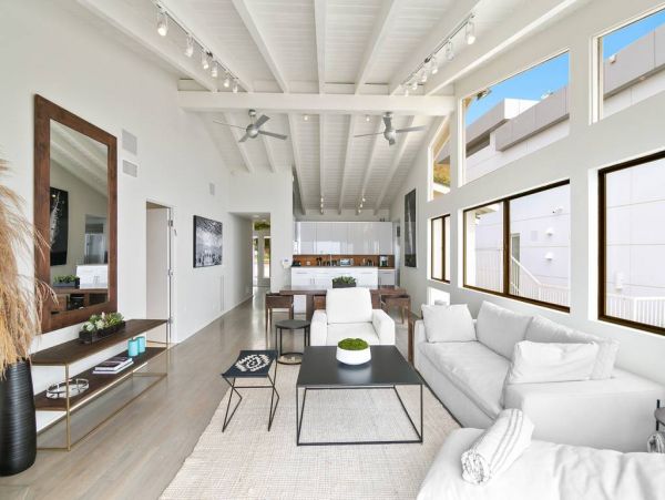 Malibu Vacation Home Three Bedroom